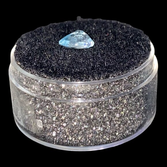 Gemstone London Blue Topaz 11mm x 9mm x 5mm Teardrop Pear Shape Faceted - Picture 4 of 5